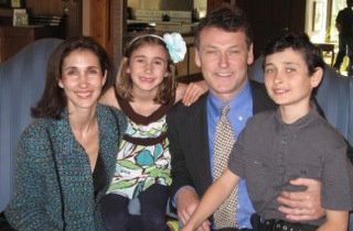 Meet our Guests: The Cave Family